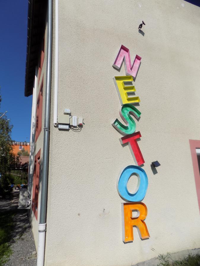 Nestor Hotel Gap Et Restaurant Exterior foto